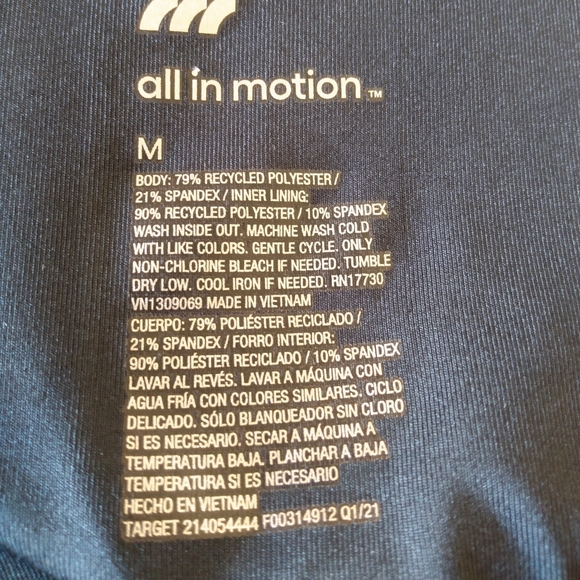 🔴 SALE All in Motion 2 piece set- Sports bra and Biker Shorts - Picture 7 of 7